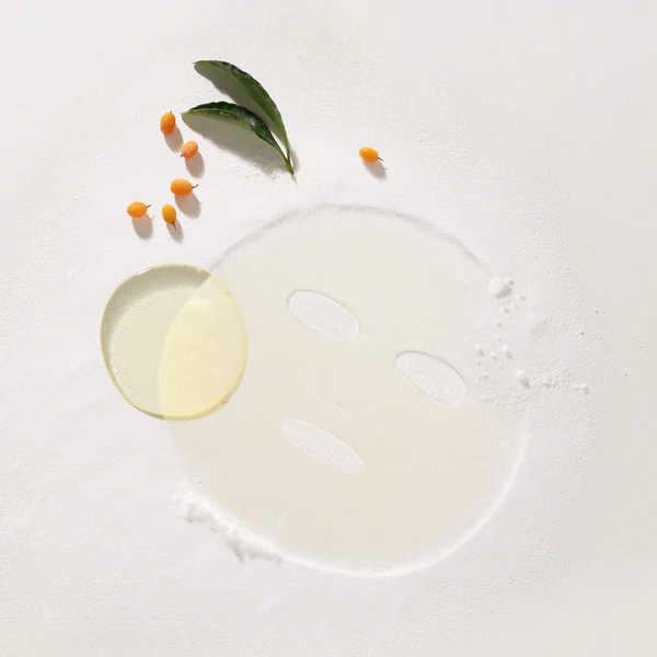 ROUND LAB Vita Niacinamide Dark Spot Serum Mask - Image 3